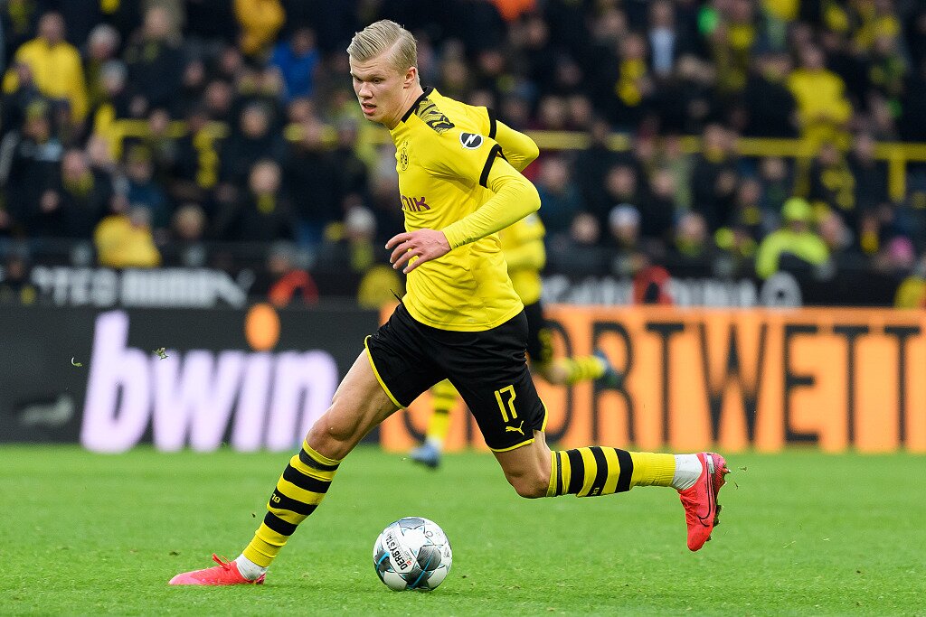 太攀蛇官方：队内得分王麦克维由于孩子出生，缺席今日对阵老鹰