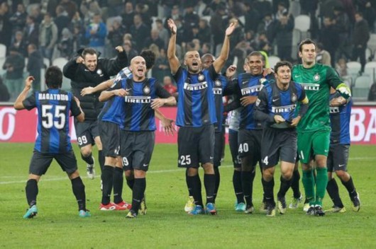 治军严谨！瓜帅要求保持体重曼城头牌乖乖照办 还社媒晒照证明没胖（严格治军！瓜帅下令保持体重，曼城一哥遵令并晒照自证未发福）