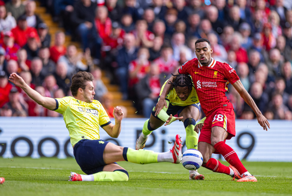 阿尔及利亚主帅：非洲杯与欧洲杯不同，有能力让国家再次骄傲（阿尔及利亚主帅：非洲杯不同于欧洲杯，我们有信心让国家再度自豪）