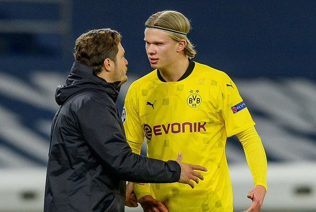 曼联连续两次在联赛中不敌纽卡，上次3连败追溯到1922年（曼联联赛对纽卡遭两连败，上一次三连败可追溯至1922年）