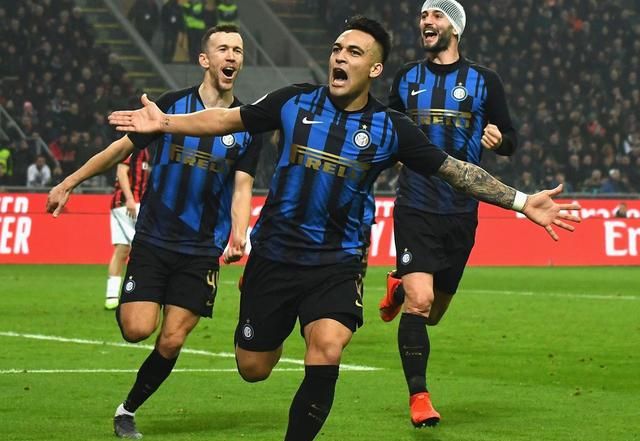 球迷领袖怒斥穆帅：厚颜无耻议论对手，对本方粗野动作装瞎！