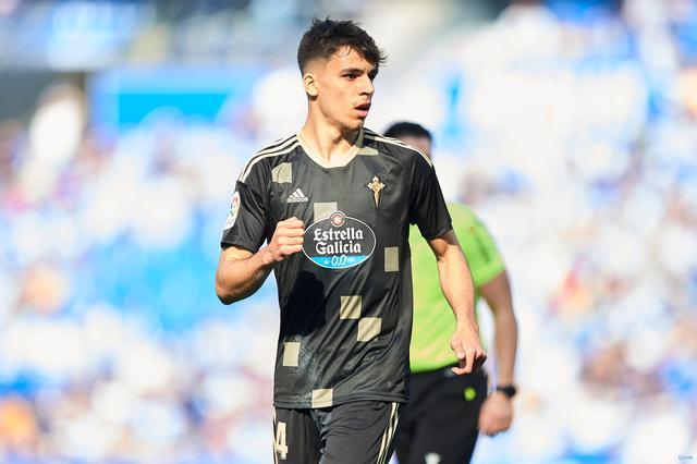 塞维利亚球员：我没啥好说的，裁判的判罚年年都是这样（塞维利亚球员吐槽：裁判判罚年年如此，我已无话可说）