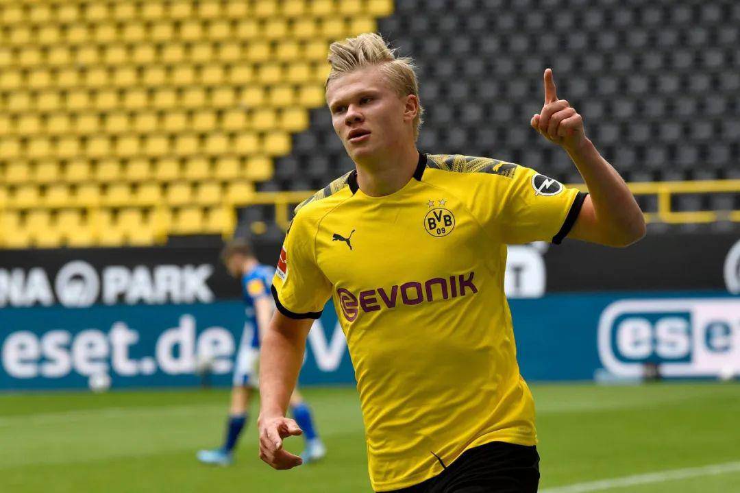 25年全球球员身价涨幅榜：奥利塞居首，大巴黎前十占四席（2025年全球球员身价涨幅榜：奥利塞登顶，巴黎圣日耳曼前十揽下四席）