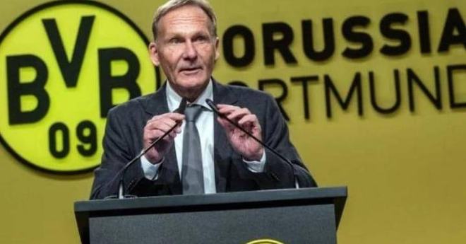 记者：马奎尔、德利赫特、谢什科缺席今日曼联训练