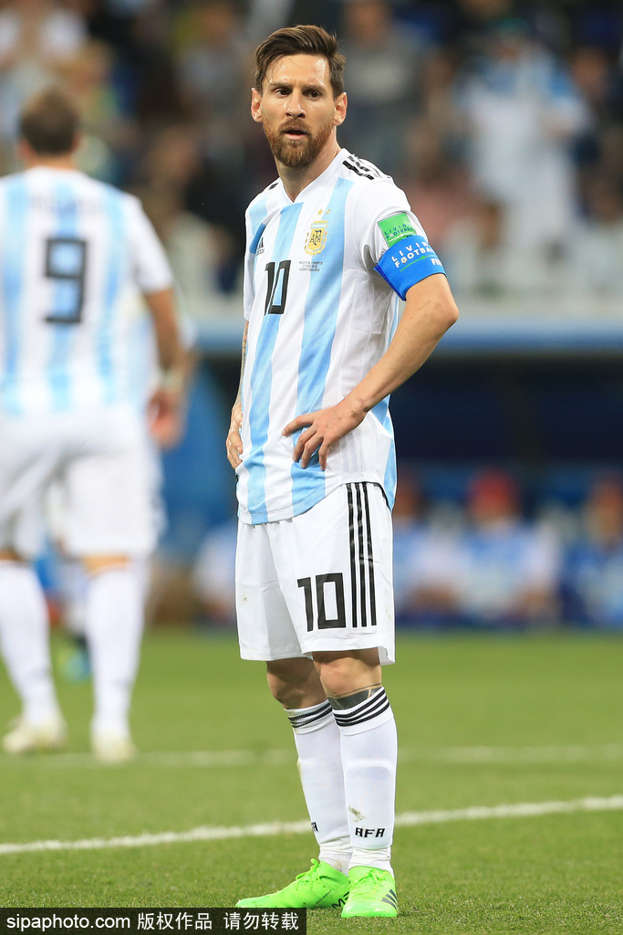 世界杯史话01：世界上第一场国际足球比赛是什么时候打的？