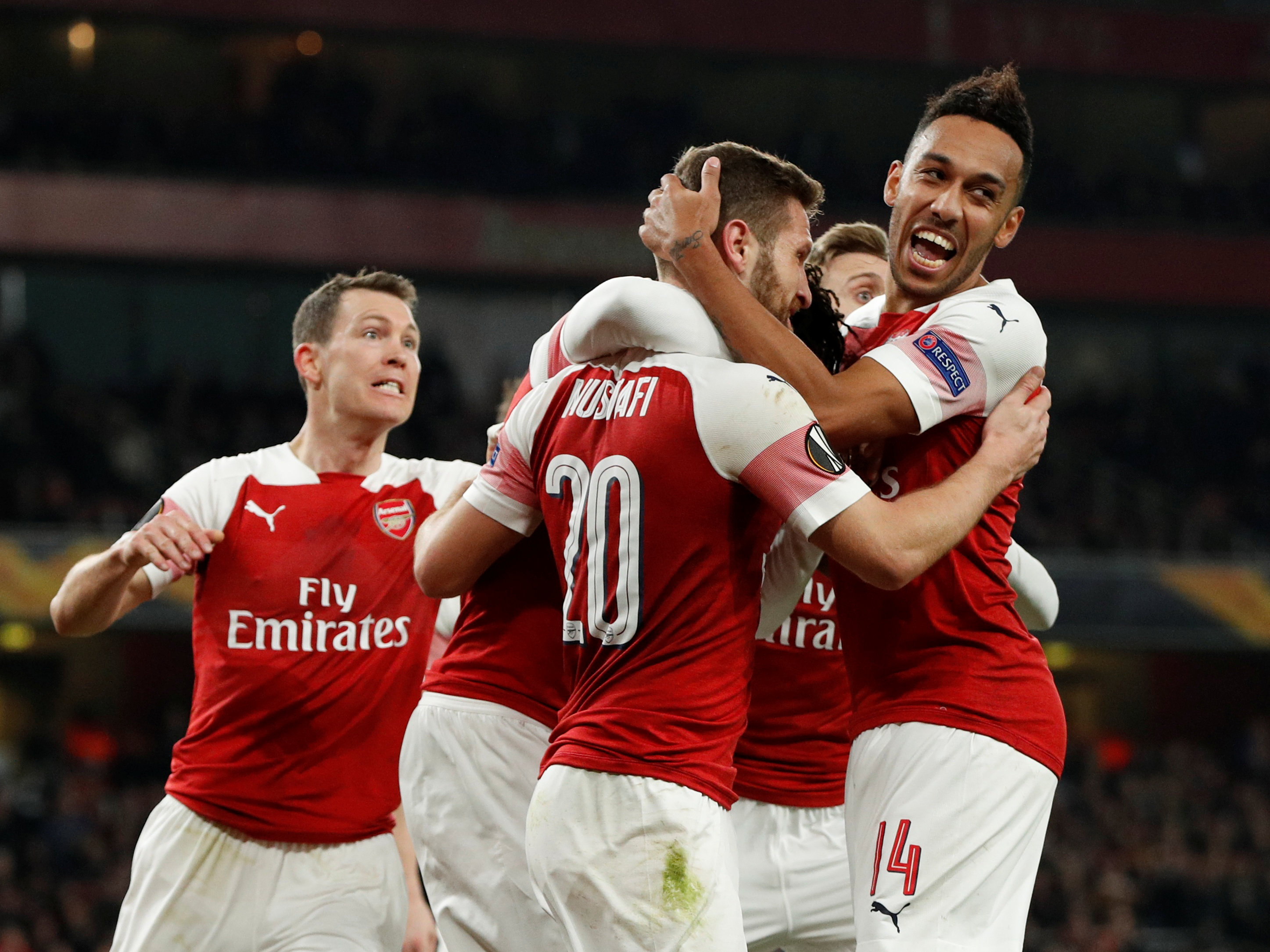 亚当·沃顿的欧冠梦：曼联的挑战与机遇