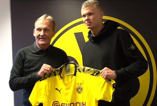 若日尼奥代表弗拉门戈赢下南美解放者杯，生涯再添重要冠军