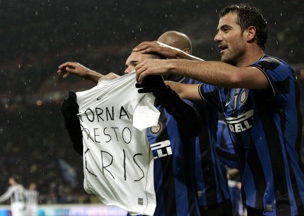 斯洛特：最后时刻我们更像9人应战，很多判罚取决于裁判临场（斯洛特：收官阶段我们形同九人作战，判罚多依裁判临场尺度）